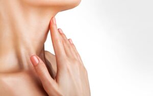 Bodrum'da Nefertiti Boyun Botoksu